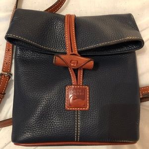 Crossbody purse